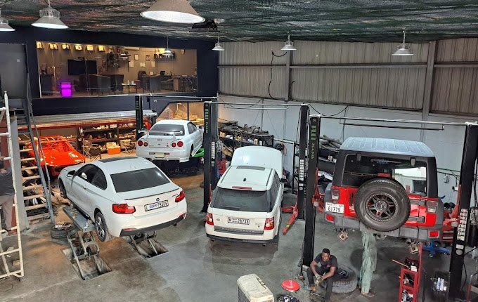 DX Garage I Premium Car Bodywork I Car Mechanical Near Barsha RTA