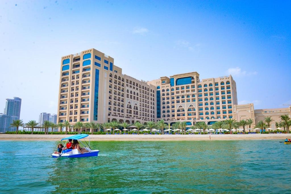 Al Bahar Hotel & Resort